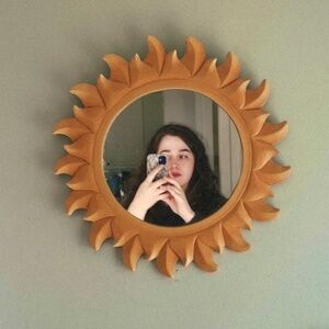 Meet your Posher, Claire